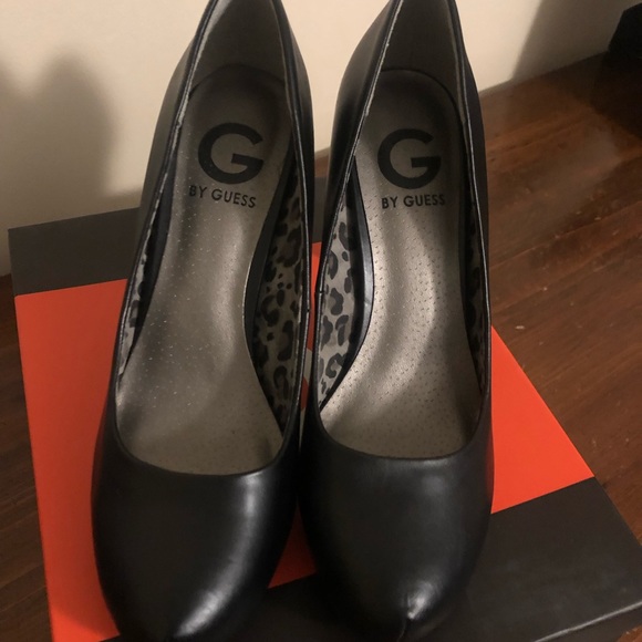 Guess High Heels 4 inch - Picture 2 of 8